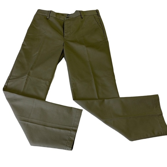 IZOD Men flat front American chino straight leg size 32x32 - Picture 1 of 6